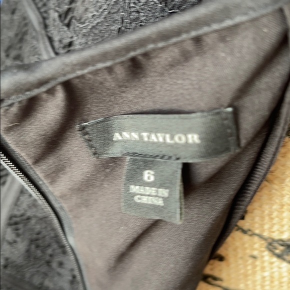 👗GORGEOUS👗 Ann Taylor Lace Dress - size 6 - Picture 7 of 10
